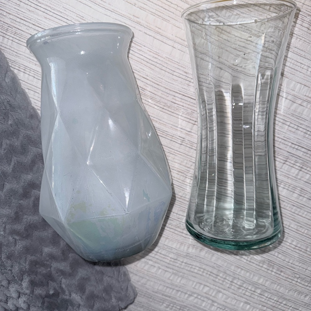 Elegant Frosted and Clear Glass Vase Set